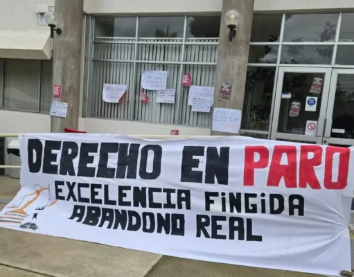 Estudiantes de Derecho UCN denuncian crisis académica y abandono institucional