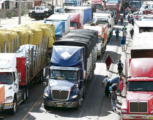 Costos del transporte suben 1,2% en julio impulsados por alza en combustibles