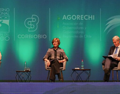 Seguridad, patrimonio narco y polémicas del pasado marcan cruce entre presidenciables en Cumbre del Biobío