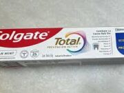 Retiran del mercado pasta dental Colgate por posibles reacciones adversas