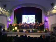 Romanticismo y bohemia: Gala de Tunas se toma el Teatro Municipal