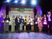 Monte Patria homenajeó a docentes y asistentes que se acogieron a retiro