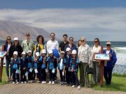 Iquique instala 12 paneles educativos para proteger aves marinas