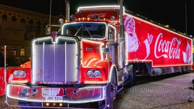 caravana-navidena-coca-cola-santiago-tradicion-87