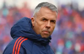 Gustavo Álvarez confirma su salida de Universidad de Chile al término de la temporada: “La razón ve un profundo desgaste”