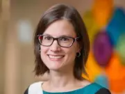 Chilena destaca en la Clínica Mayo: Dra. Fernanda Bellolio recibe el máximo reconocimiento en Medicina de Urgencia