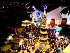 Vallenar reúne a más de mil personas en el gran Encendido del Árbol de Navidad en Plaza Ambrosio O’Higgins