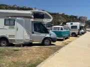 Municipio autoriza permanencia de casas rodantes en el borde costero de Valparaíso para Año Nuevo