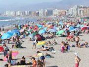 La Serena refuerza seguridad en playas con amplio despliegue de salvavidas para el verano