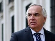 Fiscalía confirma que Andrés Chadwick figura como imputado en causa reservada distinta al caso Factop