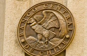 Banco Central mantiene tasa en 4,5% y alerta por riesgos inflacionarios globales