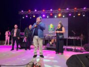 Vallenar dio la bienvenida al 2026 con una masiva y emotiva celebración inclusiva en su anfiteatro municipal