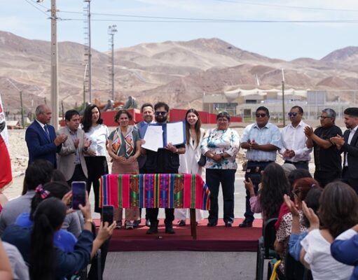 Presidente Boric firma decretos que crean la Red de Salares Protegidos de Atacama