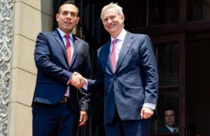 “La Moneda chica” defiende a Kast tras portazo de Perú al corredor humanitario