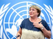 Excancilleres respaldan a Bachelet y cuestionan decisión del Gobierno de retirar apoyo a su candidatura en la ONU
