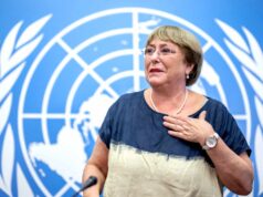 Excancilleres respaldan a Bachelet y cuestionan decisión del Gobierno de retirar apoyo a su candidatura en la ONU