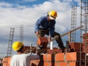 Atacama enfrenta paradoja: crece la inversión, pero cae con fuerza el empleo en la construcción