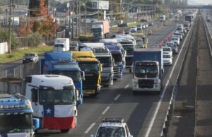 Camioneros advierten posible paro por alza de combustibles: “Las bases son las que mandan”