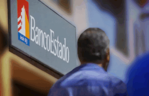 Renuncian presidente y vicepresidenta de BancoEstado tras cambio de gobierno
