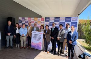 Firman convenio para impulsar la industria pisquera y pajaretera en Región de Atacama