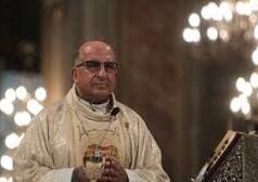 Arzobispo Chomalí llama a vivir la Semana Santa con sentido espiritual y alerta sobre libertad religiosa