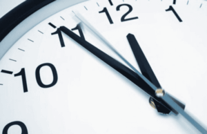 Mañana Sabado relojes deberán atrasarse una hora