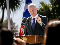 Presidente Kast conmemora a carabineros asesinados en Cañete: “Hoy podemos decir que se hizo justicia”