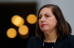 Paulina Vodanovic acusa intento de “desmantelar el Estado” en medio de polémica por caja fiscal