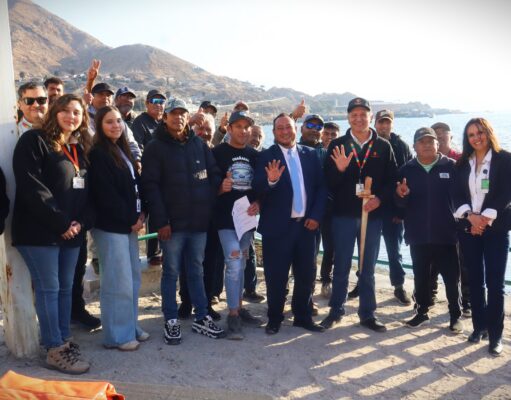 Pescadores artesanales de Chañaral recibieron nueva implementación para fortalecer su trabajo en el mar
