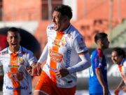Cobresal frenó a la U en la altura y celebró con un golazo de Steffan Pino