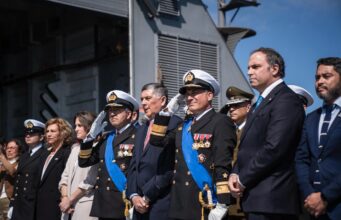 Biministro Claudio Alvarado encabezó conmemoración de las Glorias Navales en Iquique