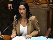 Paulina Núñez impulsa proyecto para perseguir responsabilidad de padres por daños causados por menores