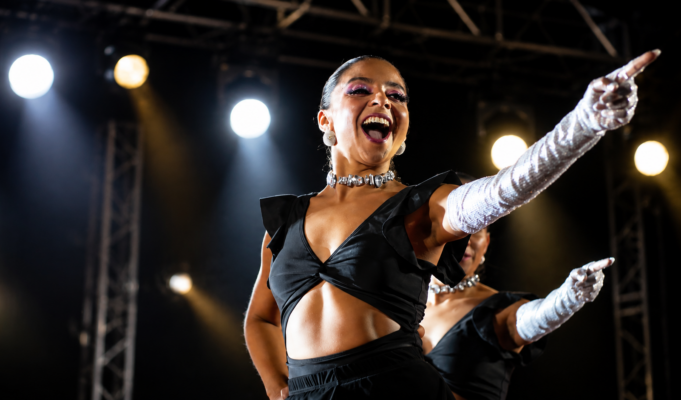 El movimiento que reúne: Lee Anne y su apuesta por la danza en Vallenar