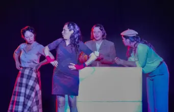 Monte Patria revive la vida y poesía de Stella Díaz Varín con obra teatral
